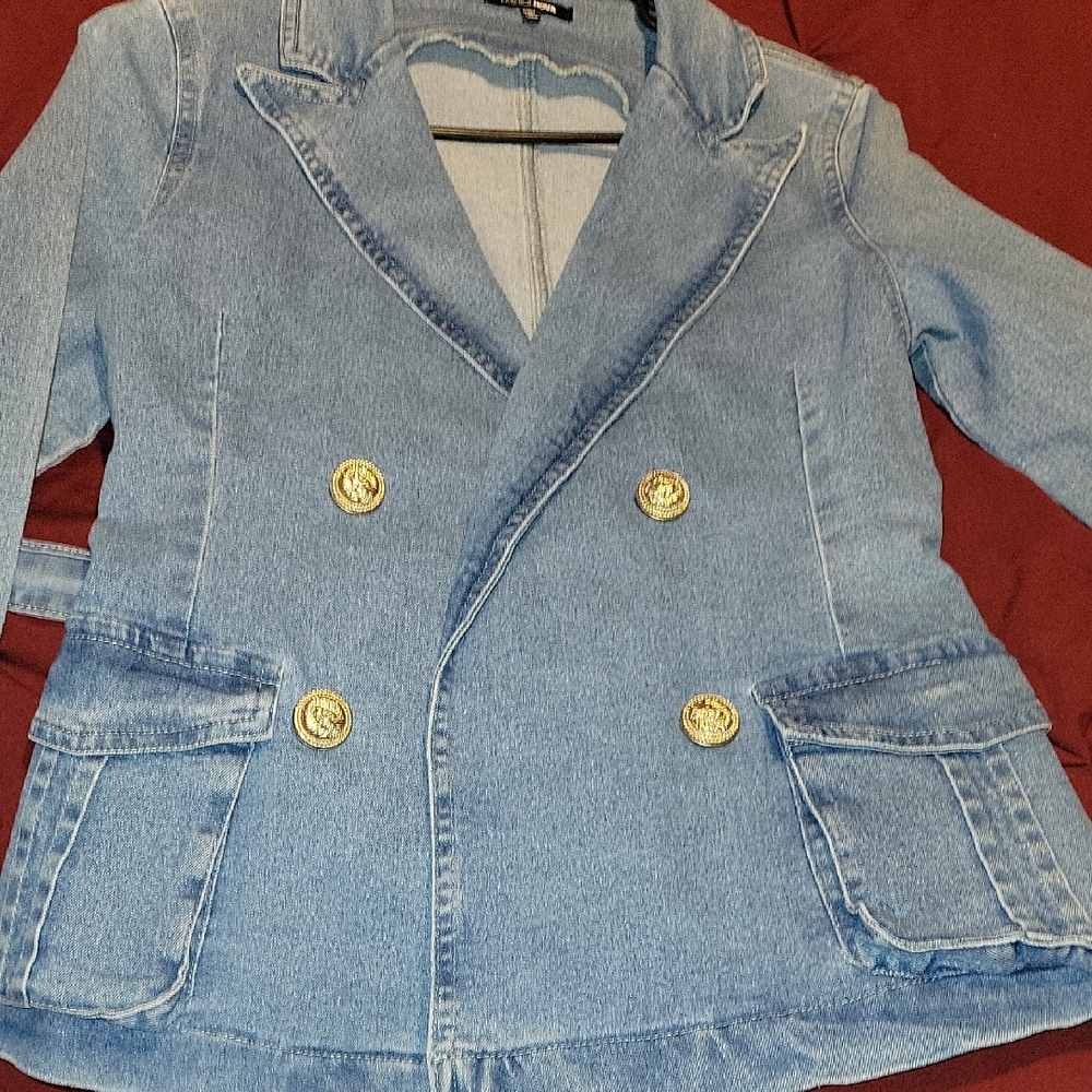 Stylish Women's Denim Blazer with Gold Accents